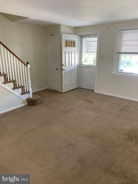 Photo - 4234 Passmore St