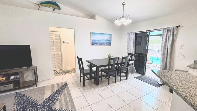 Photo - 2120 SE Trillo St Unit SI ID1586034P