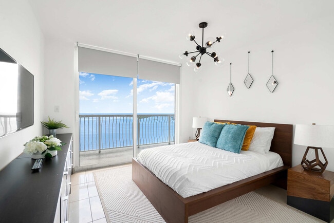 Photo - 1 SE 12th St Unit FL35-ID1047090P