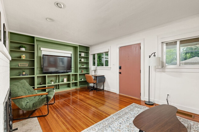 Photo - 540 E 64th St Unit SI ID1629982P