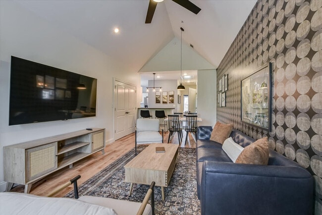 Photo - 351 Landing Dr Unit ID1127049P