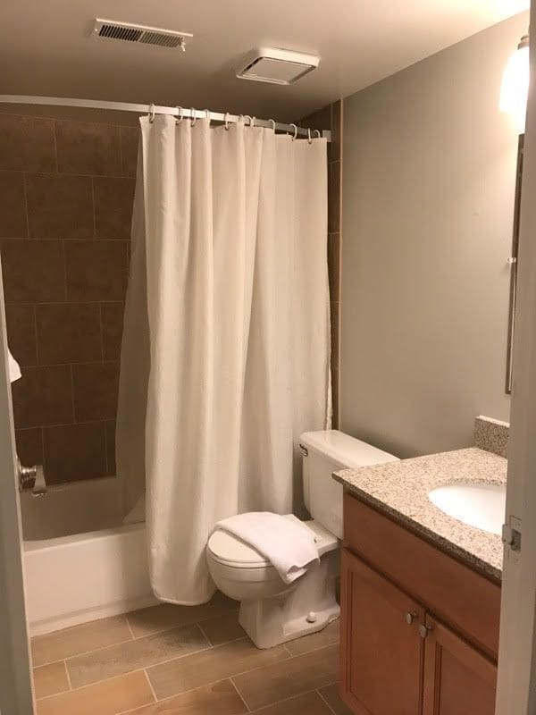 Floor Plan - 2 Bed / 2 bath Apt.