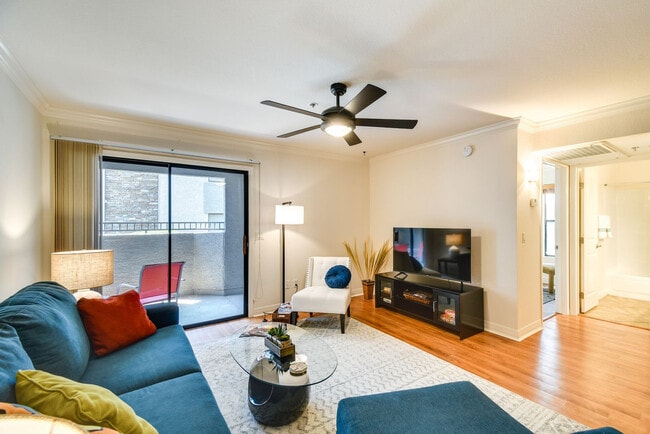 Photo - 2025 E Campbell Ave Unit SI FL1-ID1545885P