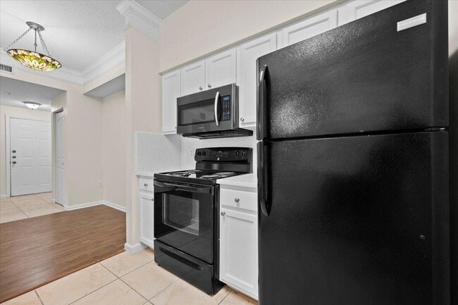 Photo - 6203 Myrtlewood Cir W