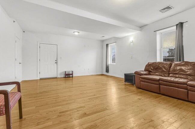 Photo - 48 Dudley St