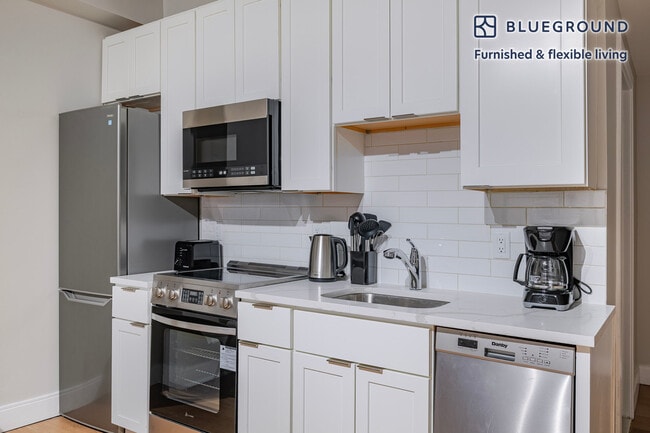 Photo - 44 Bromfield St Unit SI FL5-ID1302