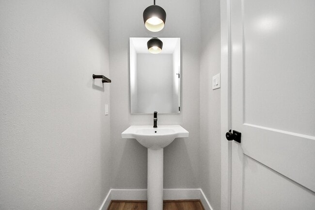 Photo - 5806 Francis Oak Ln