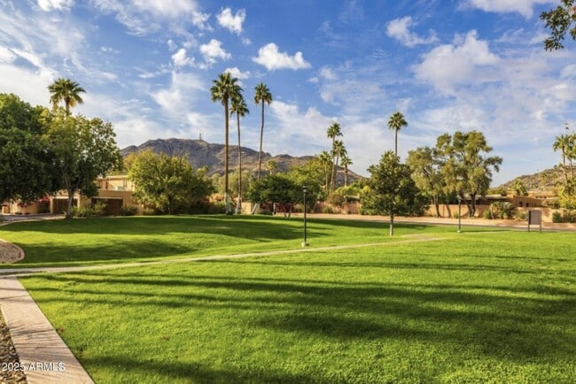 Photo - 10420 North 11th St