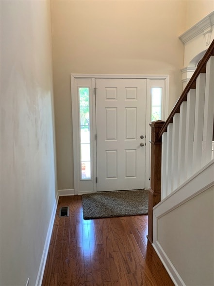Photo - 320 Foundry Cir