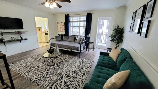 Photo - 218 Peachtree St NE Unit ID1299416P