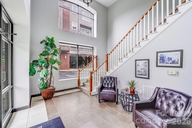 Photo - 1903 Kenilworth Ave Unit 109