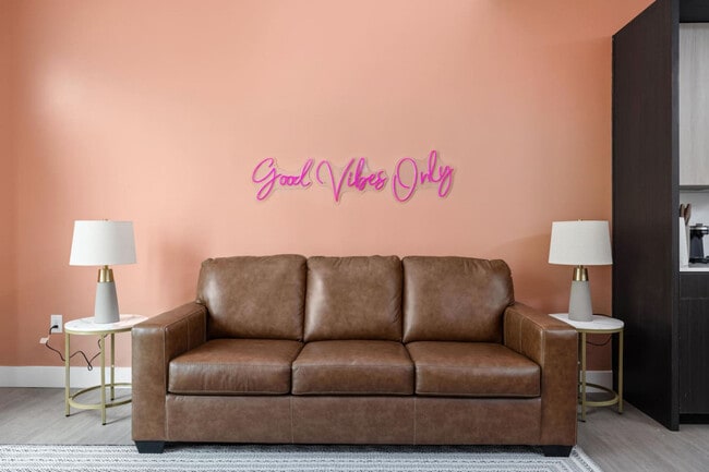 Photo - 421 N Pennsylvania St Unit ID1312597P