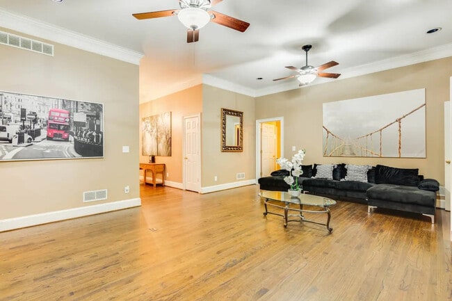Photo - 2531 Old Salem Cir SE Unit SI ID1569868P