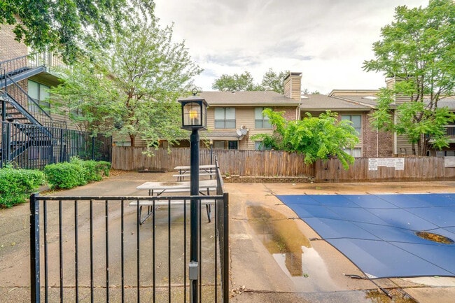 Photo - 85 Phoenix Dr Unit SI ID1386187P