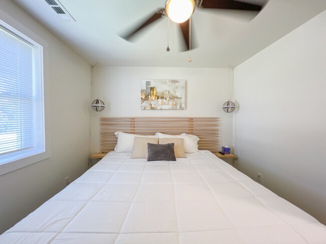 Photo - 402 Cedar Lane Rd Unit ID1234777P