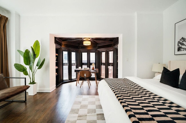 Photo - 10 5th Ave Unit ID1255905P