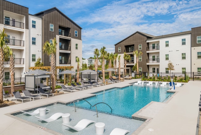 Building Photo - Slate Nexton