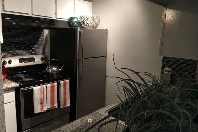 Photo - 2801 Broadmead Dr Unit 1112