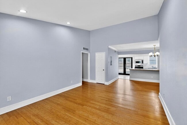 Photo - 7736 Meadow Rd Unit 203