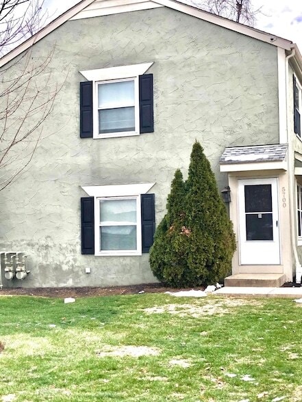 Photo - 5700 Crossing Ct Unit 4