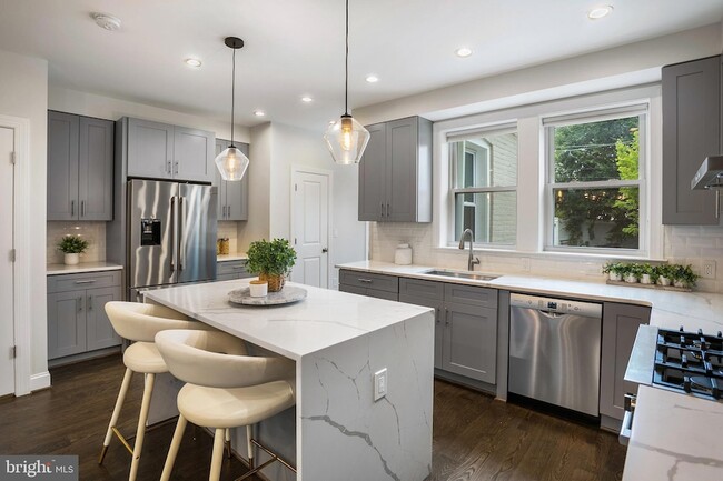 Photo - 4023 New Hampshire Ave NW
