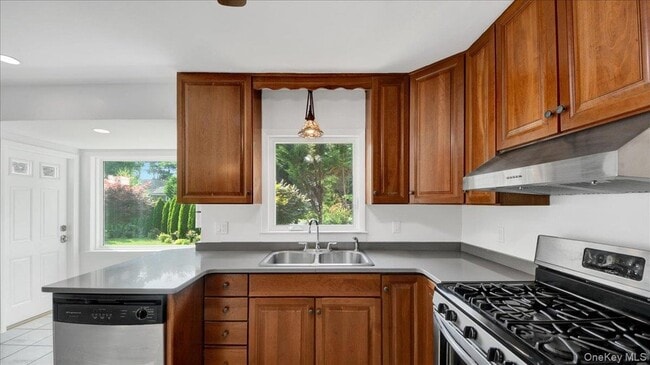 Photo - 118 Van Etten Blvd