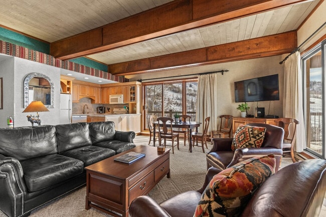 Building Photo - 2315 Storm Meadows Dr Unit SI ID1564316P