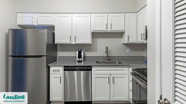 Photo - 3450 Manor Dr Unit 60-304.1403452