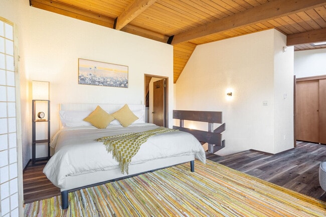 Photo - 5504 NE 190th St Unit ID1035870P