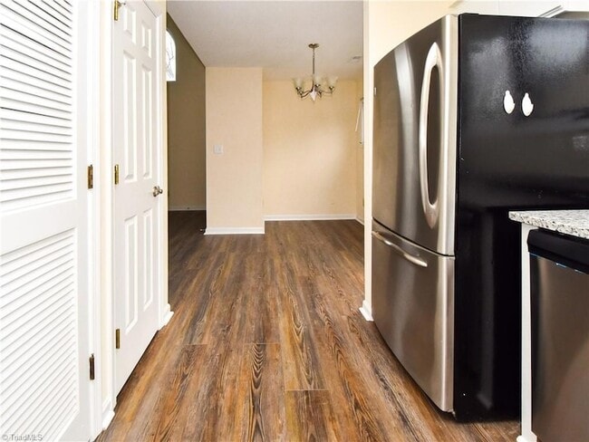 Building Photo - 707 S Marshall St Unit D