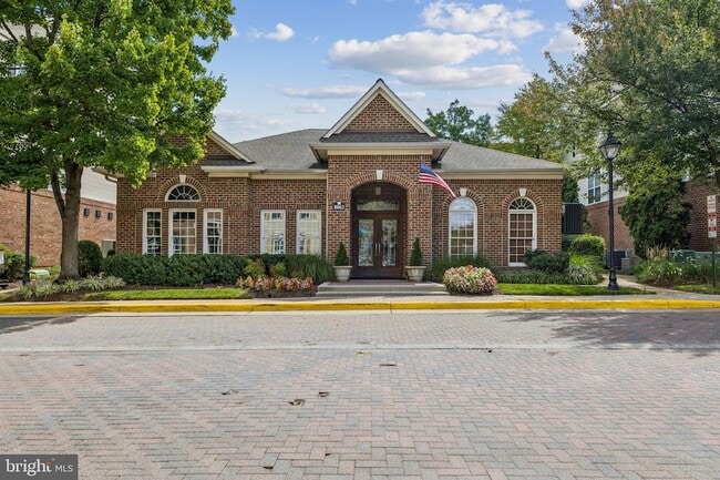 Building Photo - 3009 Nicosh Cir Unit 4301