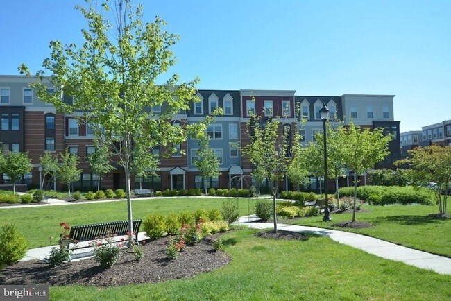 Photo - 3989 Norton Pl Unit 104