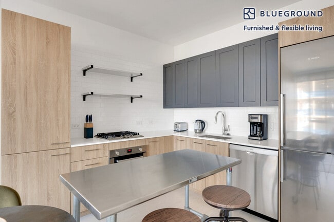 Photo - 1035 W Van Buren St Unit FL11-ID751