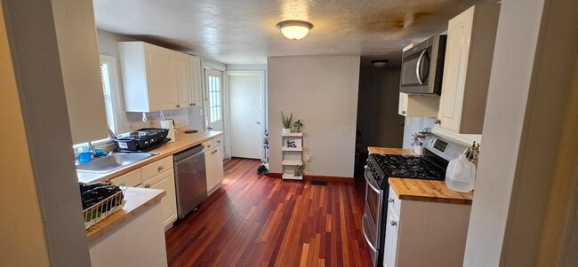 Photo - 14 Vara Ln