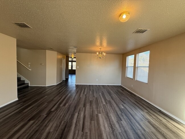 Photo - 3625 Clydesdale Dr