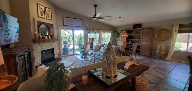 Photo - 82570 Delano Dr