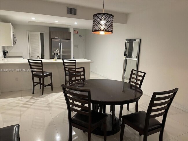 Photo - 1120 98th St Unit 204