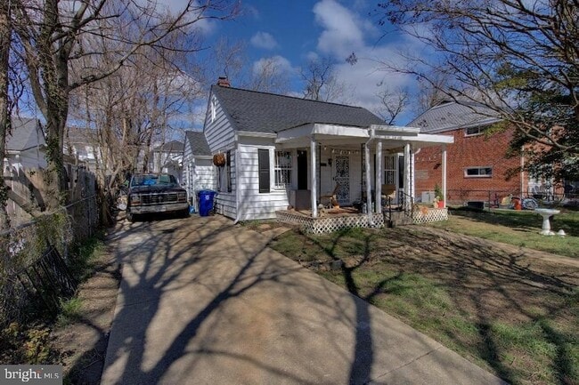 Photo - 2924 Virginia Ave
