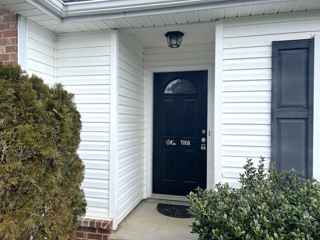 Photo - 7008 Riverwalk Blvd