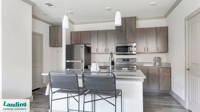 Photo - 12500 Shadowglen Trce Unit 9203.1407128