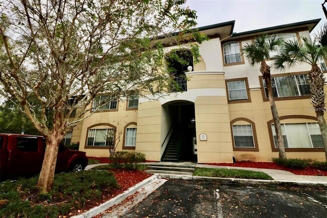 Building Photo - 17101 Carrington Park Dr Unit 405