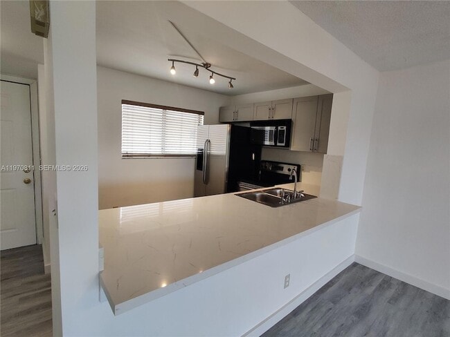 Photo - 17000 NW 67th Ave Unit 417