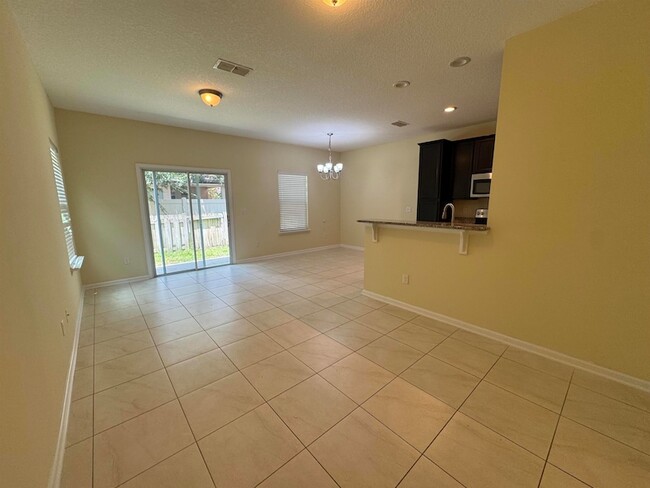 Photo - 126 Moultrie Village Ln