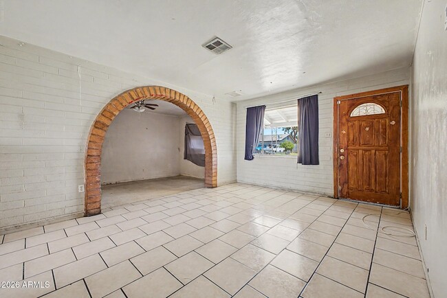 Photo - 5828 N 63rd Dr