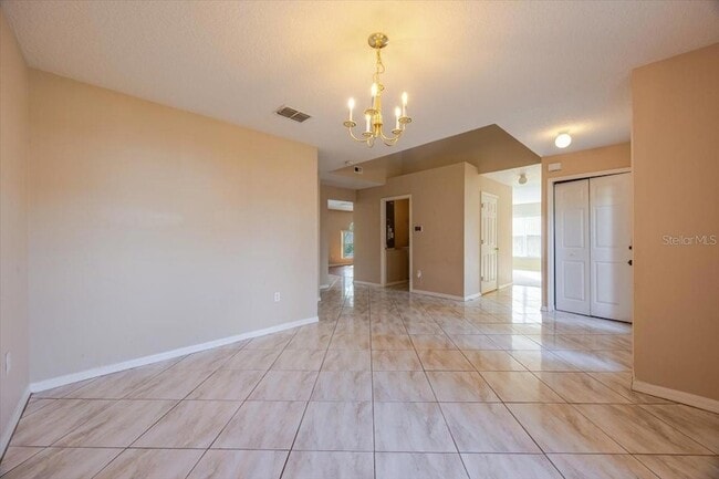 Photo - 163 Jocelyn Dr