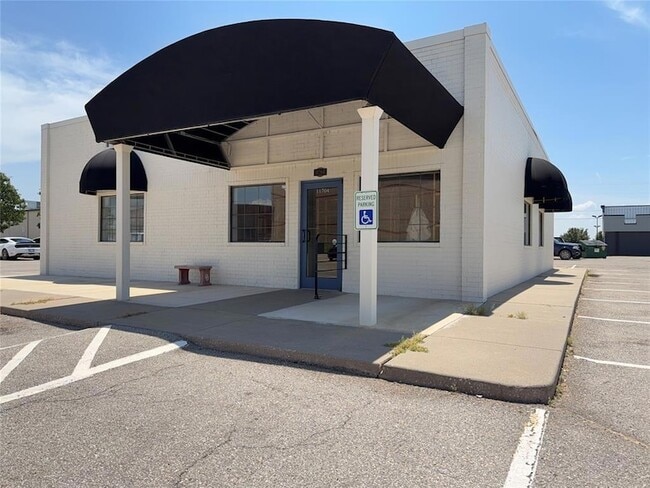Photo - 11704 S Western Ave