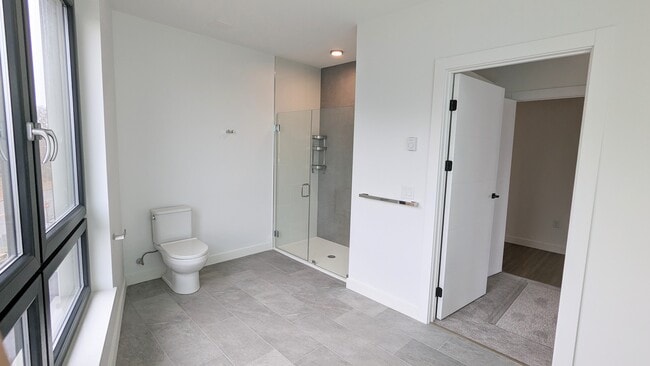 Photo - Vavel Apartments