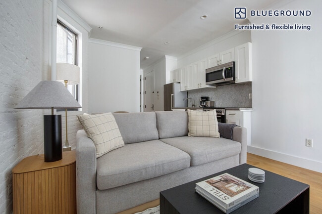 Photo - 403 E 69th St Unit FL3-ID1518