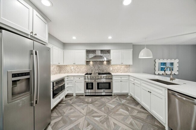 Photo - 7018 Blackwood Dr
