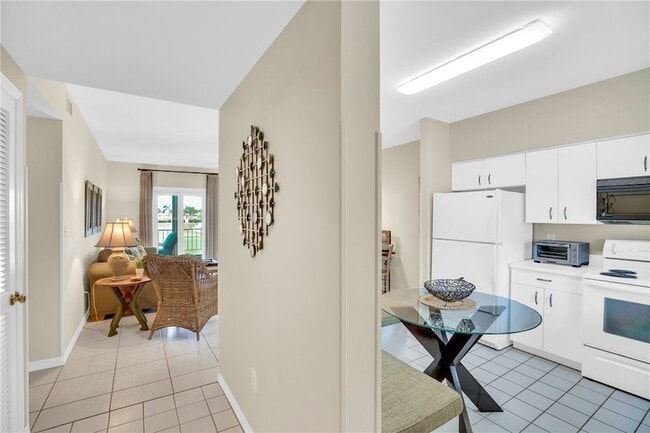 Photo - 5040 Harmony Cir Unit 205